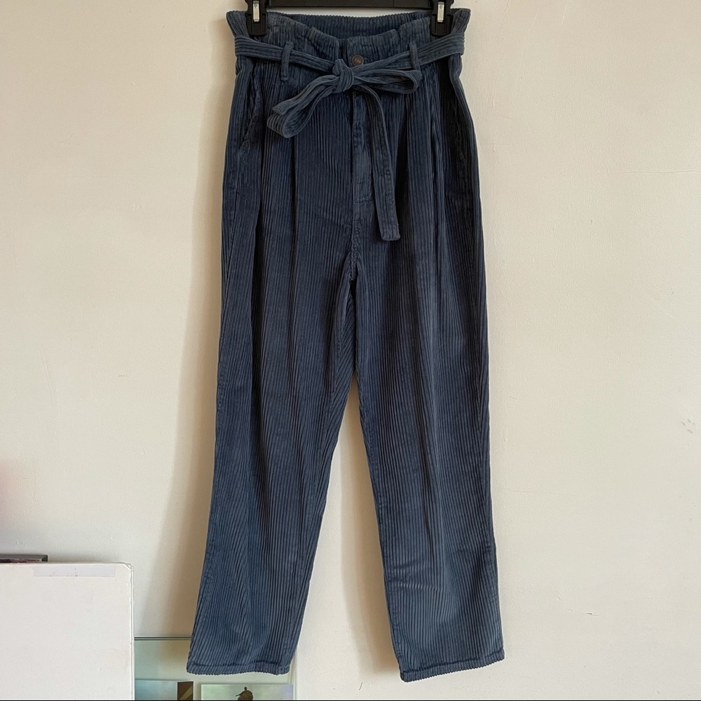 Abercrombie Paperbag Waist Corduroy Pants 👖🗞